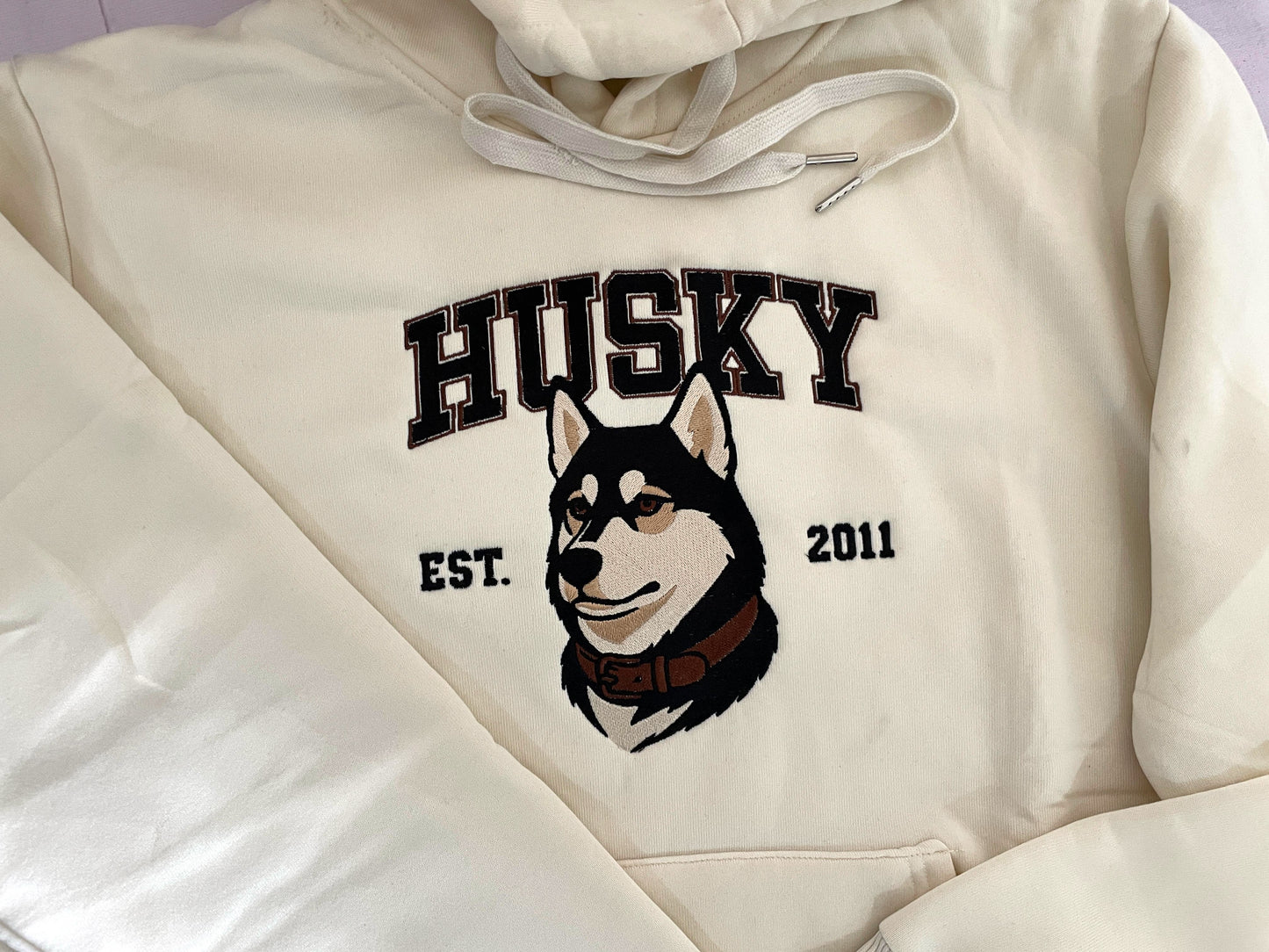 Husky | Sudadera bordada