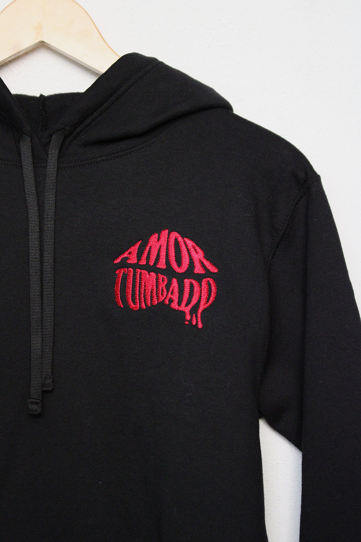 Amor tumbado CT | Sudadera bordada