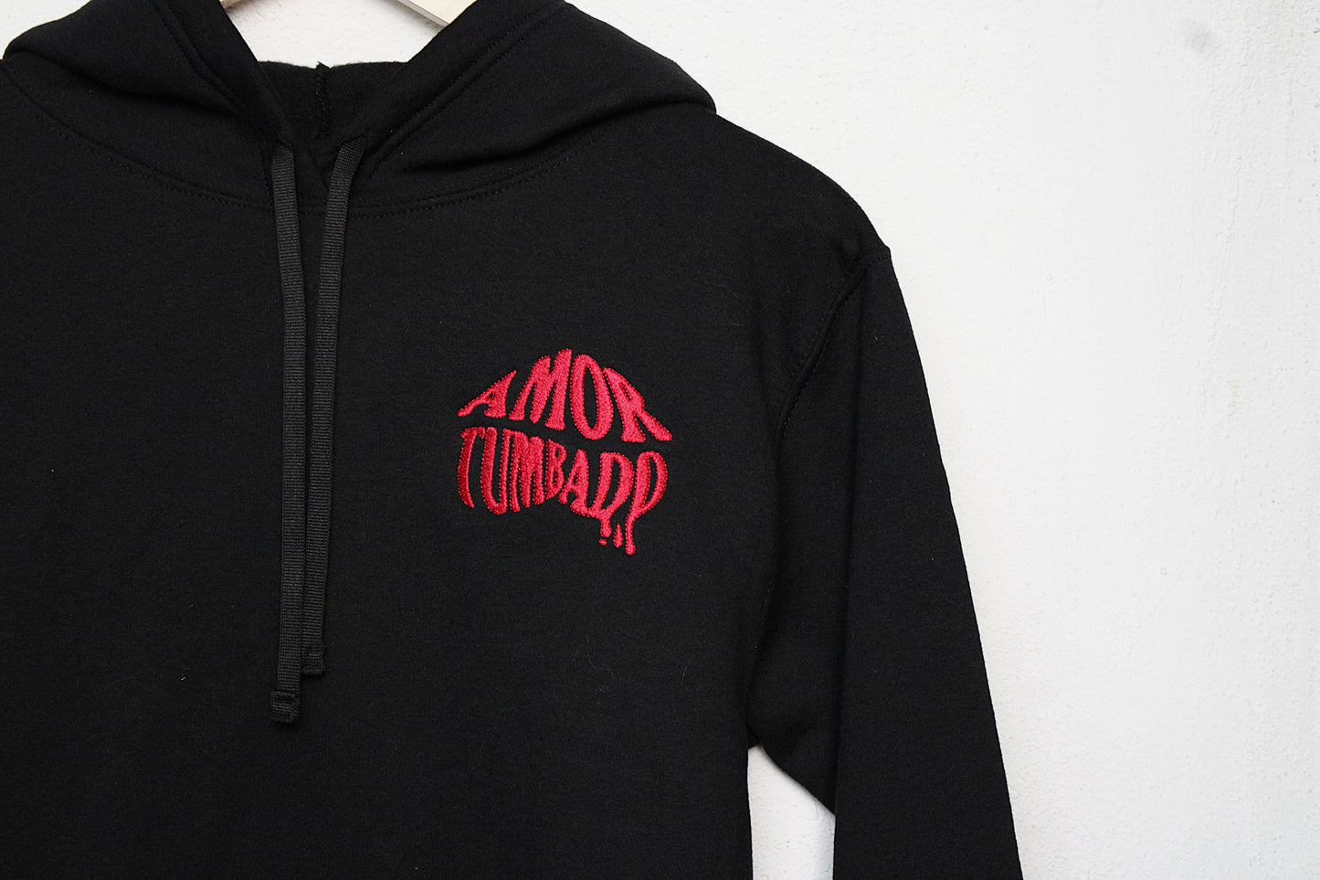 Amor tumbado CT | Sudadera bordada