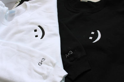 Smiley face (: | Par de sudaderas