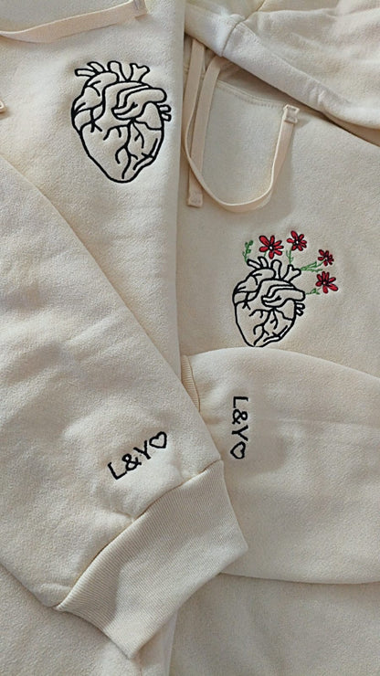 Outline hearts flores | Par de sudaderas
