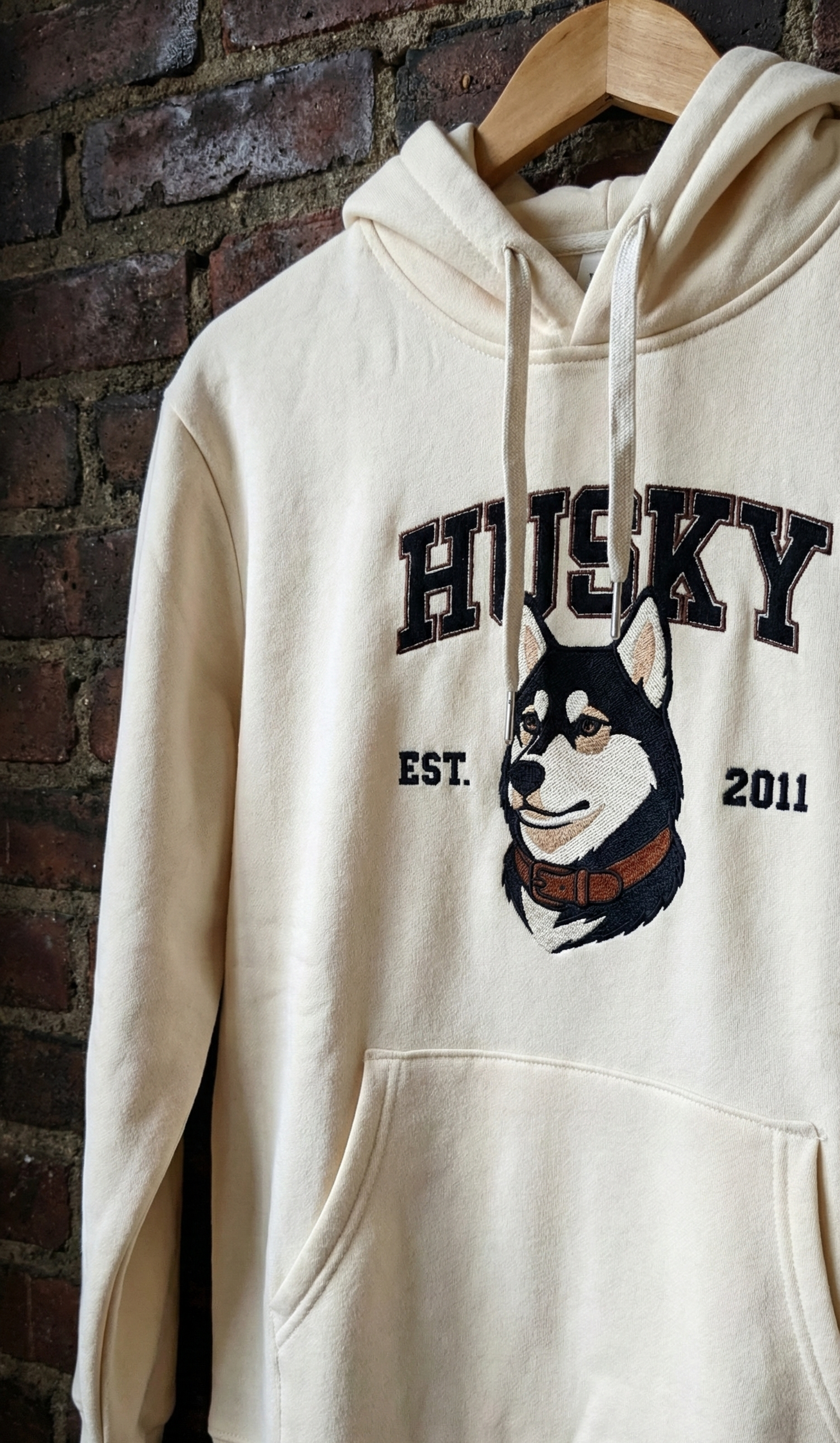 Husky | Sudadera bordada